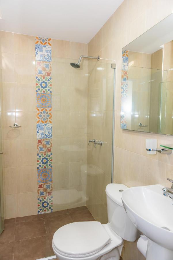 Casa Caribe Colonial Bed & Breakfast Баранкила Екстериор снимка