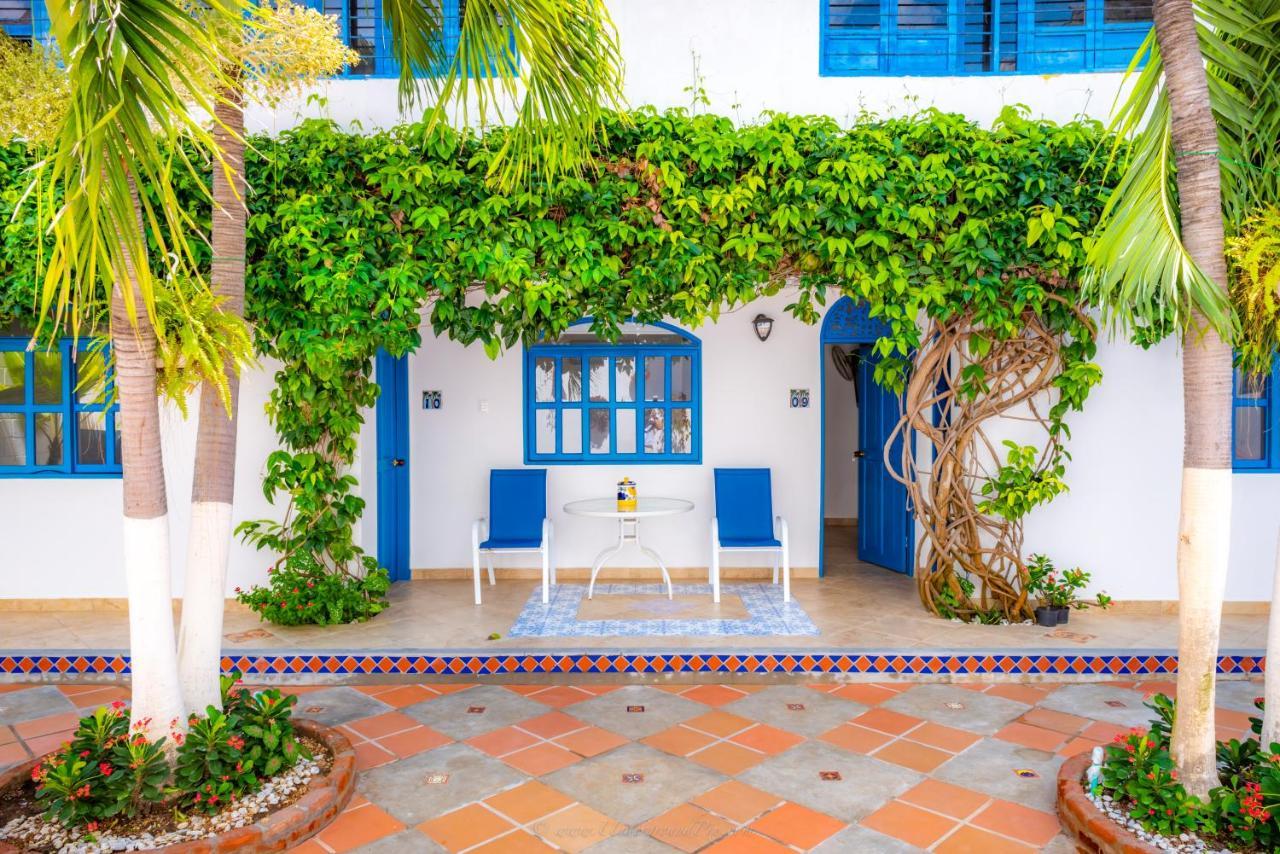 Casa Caribe Colonial Bed & Breakfast Баранкила Екстериор снимка